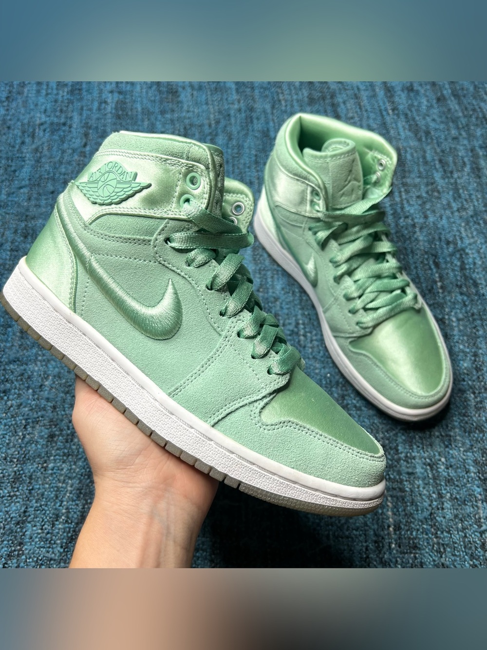Nike Jordan 1 Retro High Sneakers Season of Her Mint Foam Womens 6.5 Embroidered